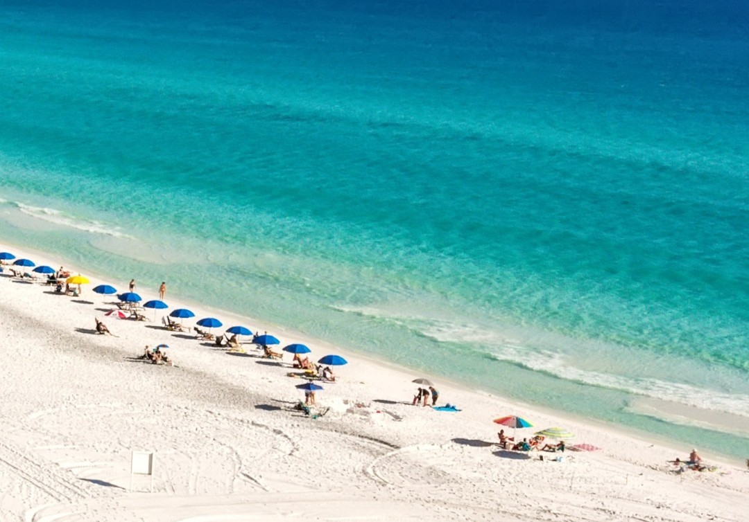 Image for Fewer crowds, more sunshine. Take 20% off midweek stays!